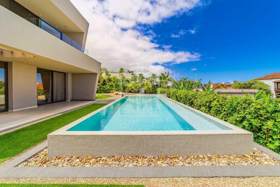 Villa à Puerto de la Cruz, Tenerife, Espagne 4 chambres, 308 m2 No. 160599