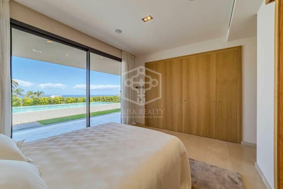 Villa à Puerto de la Cruz, Tenerife, Espagne 4 chambres, 308 m2 No. 160599
