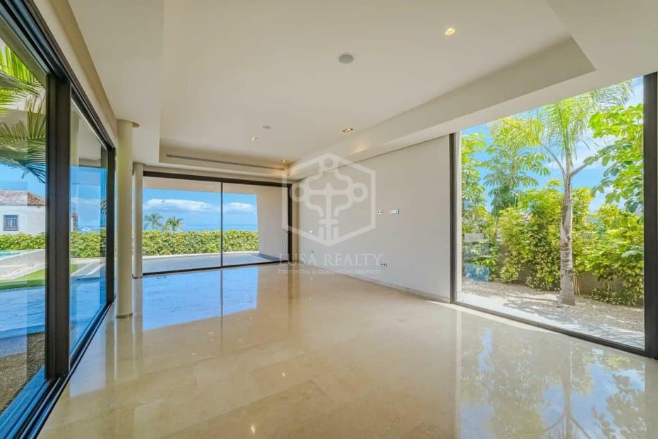 Villa à Puerto de la Cruz, Tenerife, Espagne 4 chambres, 308 m2 No. 160599