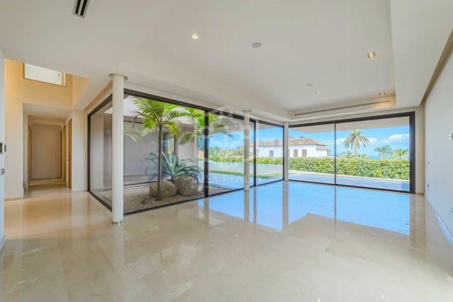 Villa à Puerto de la Cruz, Tenerife, Espagne 4 chambres, 308 m2 No. 160599