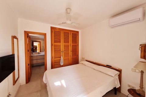 Penthouse for rent in Portopetro, Mallorca, Spain 3 bedrooms, 167 sq.m. No. 160604 - photo 17