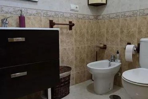 Apartamento en venta en Torrevieja, Alicante, España 2 dormitorios, 59 m2 No. 184236 - foto 10
