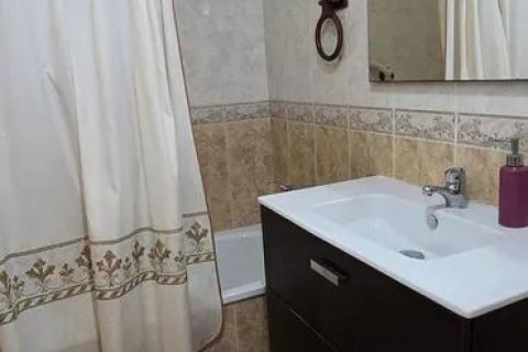 Apartamento en venta en Torrevieja, Alicante, España 2 dormitorios, 59 m2 No. 184236 - foto 12
