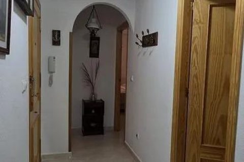 Apartamento en venta en Torrevieja, Alicante, España 2 dormitorios, 59 m2 No. 184236 - foto 6