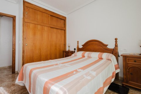 Apartment for sale in Torrevieja, Alicante, Spain 2 bedrooms, 80 sq.m. No. 184235 - photo 10