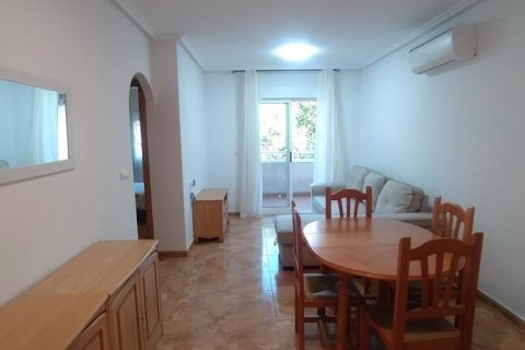 Apartamento en venta en Torrevieja, Alicante, España 2 dormitorios, 59 m2 No. 184240 - foto 8