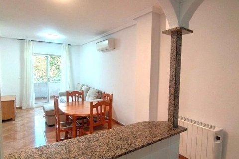 Apartamento en venta en Torrevieja, Alicante, España 2 dormitorios, 59 m2 No. 184240 - foto 5