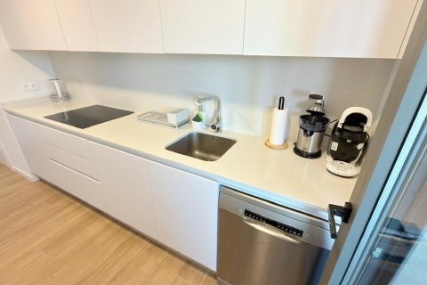 Apartamento en alquiler en San Juan, Alicante, España 1 dormitorio, 100 m2 No. 140572 - foto 4