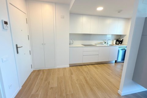 Apartamento en alquiler en San Juan, Alicante, España 1 dormitorio, 100 m2 No. 140572 - foto 2