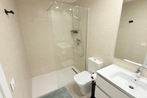 Apartamento en alquiler en San Juan, Alicante, España 1 dormitorio, 100 m2 No. 140572 - foto 24