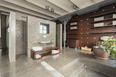 Apartament w Barcelona, Hiszpania 2 sypialnie, 308 mkw. nr 140574 – zdjęcie 17