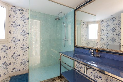 Продажа квартиры в Барселона, Испания 3 спальни, 144м2 №140575 - фото 20