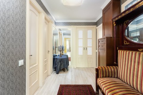 Продажа квартиры в Барселона, Испания 3 спальни, 144м2 №140575 - фото 14