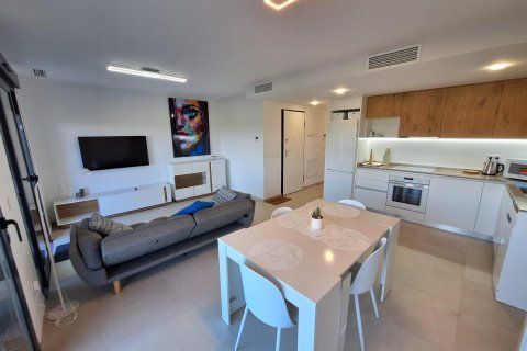 Apartment for rent in Torrevieja, Alicante, Spain 84 sq.m. No. 140573 - photo 20