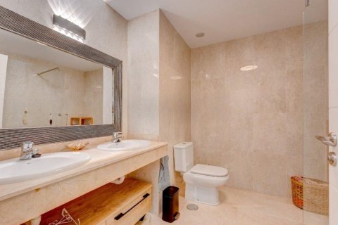 Wohnung zum Verkauf in Tenerife, Spanien 2 Schlafzimmer, 140 m2 Nr. 195362 - Foto 10