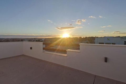 Villa for sale in Los Montesinos, Alicante, Spain 5 bedrooms, 191 sq.m. No. 195363 - photo 2