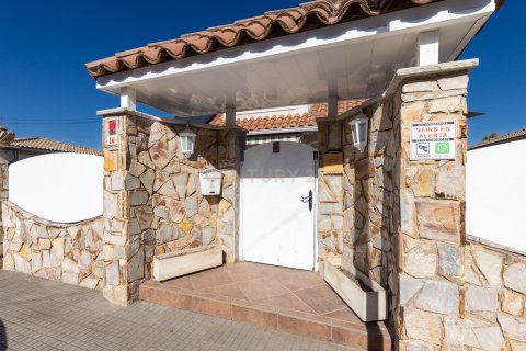 Hus till salu i Sentmenat, Barcelona, Spanien 5 sovrum, 252.52 kvm. Nr. 178257 - foto 3