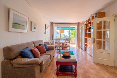 Apartamento en venta en Sant Pol de Mar, Barcelona, España 2 dormitorios, 97 m2 No. 178259 - foto 2