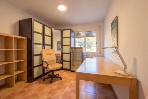 Apartamento en venta en Sant Pol de Mar, Barcelona, España 2 dormitorios, 97 m2 No. 178259 - foto 10