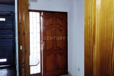 Hus till salu i Arenys de Munt, Barcelona, Spanien 3 sovrum, 142 kvm. Nr. 178262 - foto 3