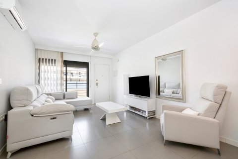 Apartment for sale in Pilar de la Horadada, Alicante, Spain 4 bedrooms, 120 sq.m. No. 189903 - photo 5