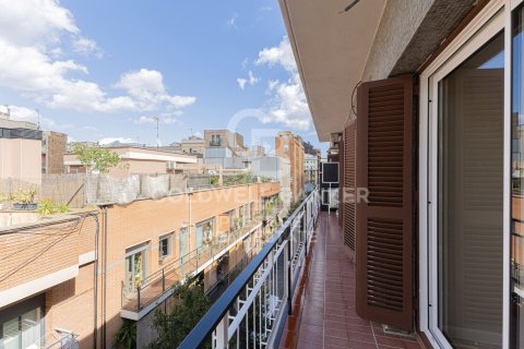 Apartamento en venta en Barcelona, España 3 dormitorios, 76 m2 No. 157398 - foto 17