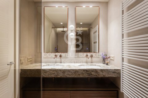 Продажа квартиры в Барселона, Испания 4 спальни, 203м2 №157400 - фото 15