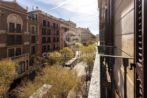 Продажа квартиры в Барселона, Испания 4 спальни, 203м2 №157400 - фото 10