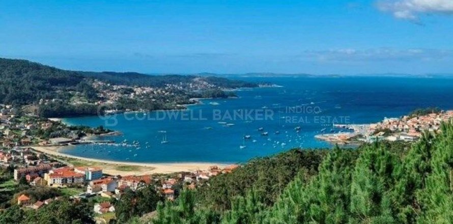 Land plot in Cangas, Pontevedra, Spain No. 157397
