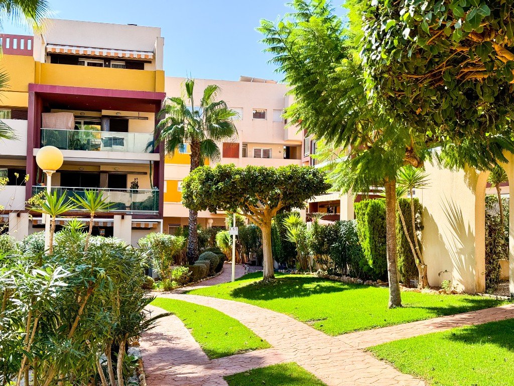 Apartamento en Playa Flamenca II, Alicante, España 2 dormitorios, 68 m2 No. 145264