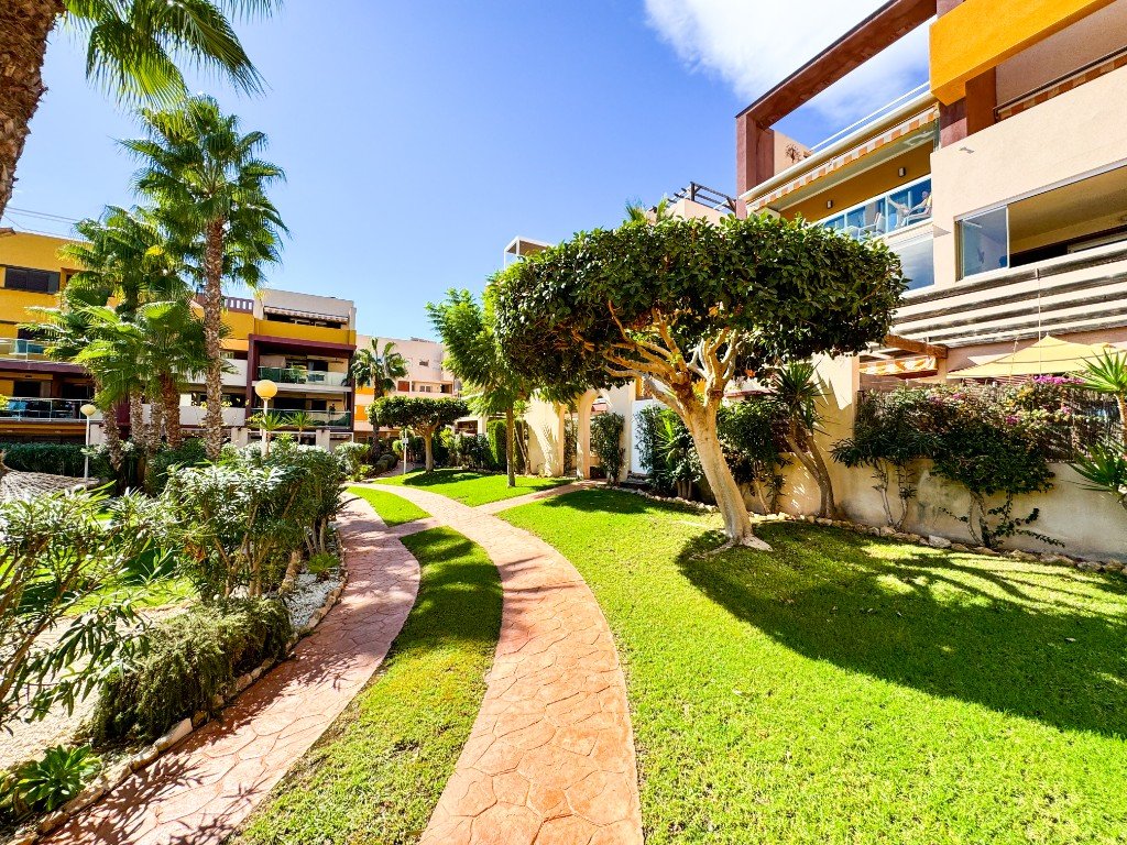 Apartamento en Playa Flamenca II, Alicante, España 2 dormitorios, 68 m2 No. 145264