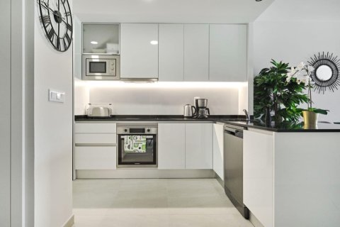 Apartment for sale in Alicante, Spain 3 bedrooms, 85 sq.m. No. 145269 - photo 11