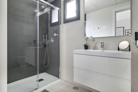 Apartment for sale in Alicante, Spain 3 bedrooms, 85 sq.m. No. 145269 - photo 18