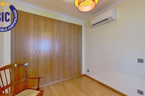 Huvila myytävänä Chiva, Valencia, Espanja, 4 makuuhuonetta, 238 m2 No. 139035 - kuva 30