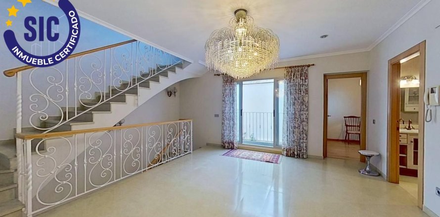 Willa w Chiva, Valencia, Hiszpania 4 sypialnie, 238 mkw. nr 139035