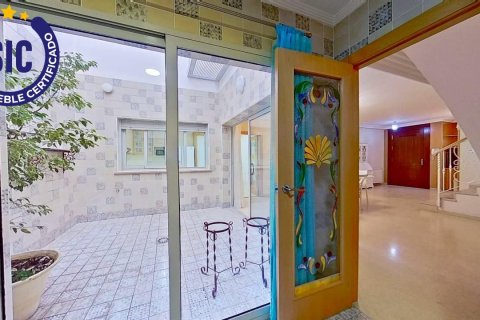 Villa pārdošanā Chiva, Valencia, Spānijā 4 istabas, 238 m2 Nr. 139035 - attēls 22