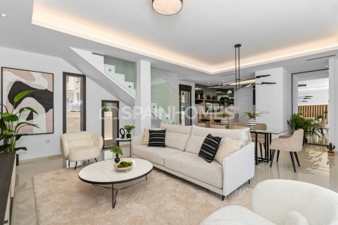 Villa for sale Rojales, Alicante, Spain 3 bedrooms, 241 sq.m. No. 76569 - photo 12