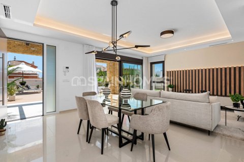 Villa for sale Rojales, Alicante, Spain 3 bedrooms, 241 sq.m. No. 76569 - photo 16