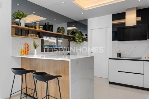 Villa for sale Rojales, Alicante, Spain 3 bedrooms, 241 sq.m. No. 76569 - photo 22