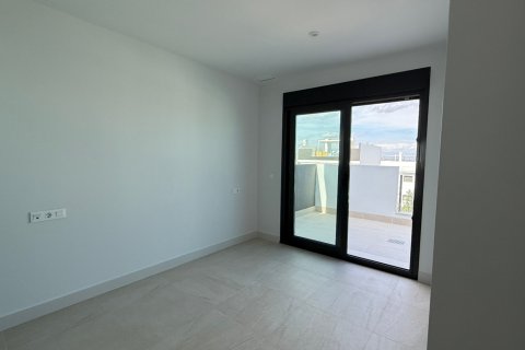 Продажа квартиры Торревьеха, Аликанте, Испания 2 спальни, 115м2 №138238 - фото 6