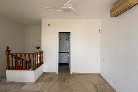 Kaupunkipientalo myytävänä Alicante, Espanja, 2 makuuhuonetta, 134 m2 No. 138237 - kuva 6