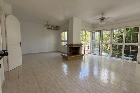 Kaupunkipientalo myytävänä Alicante, Espanja, 2 makuuhuonetta, 134 m2 No. 138237 - kuva 1