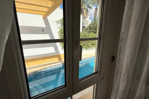 Kaupunkipientalo myytävänä Alicante, Espanja, 2 makuuhuonetta, 134 m2 No. 138237 - kuva 10