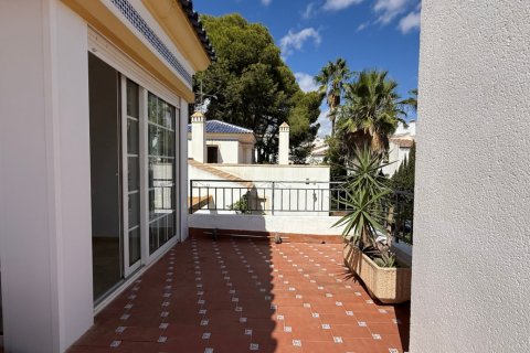 Kaupunkipientalo myytävänä Alicante, Espanja, 2 makuuhuonetta, 134 m2 No. 138237 - kuva 24
