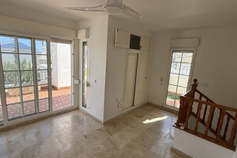 Kaupunkipientalo myytävänä Alicante, Espanja, 2 makuuhuonetta, 134 m2 No. 138237 - kuva 7