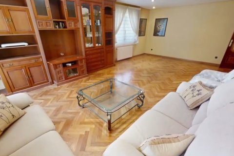 Villa for sale Elda, Alicante, Spain 4 bedrooms, 414 sq.m. No. 138242 - photo 8