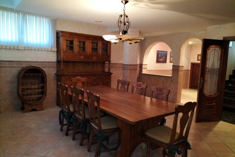 Villa à vendre Elda, Alicante, Espagne, 4 chambres, 414 m2 No. 138242 - photo 18