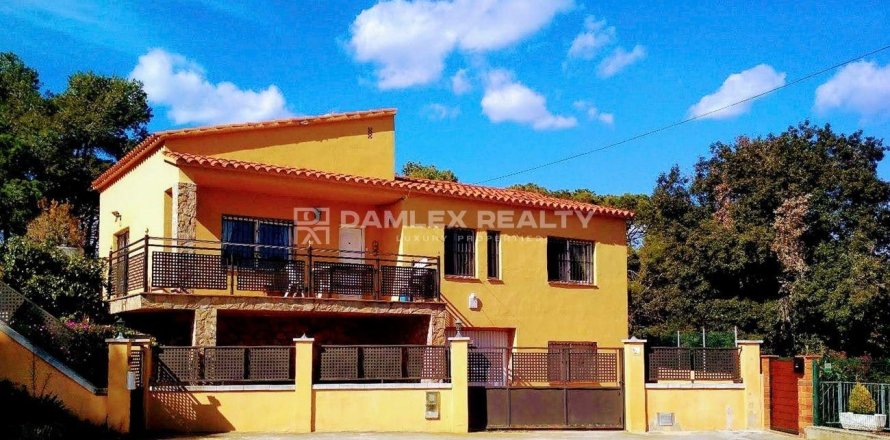 Willa w Lloret de Mar, Girona, Hiszpania 5 sypialni, 206 mkw. nr 177251