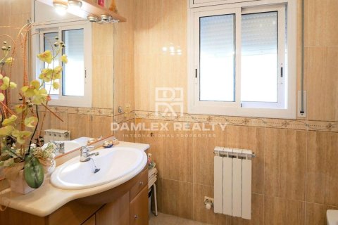 Dom w Lloret de Mar, Girona, Hiszpania 4 sypialnie, 200 mkw. nr 177250 – zdjęcie 9