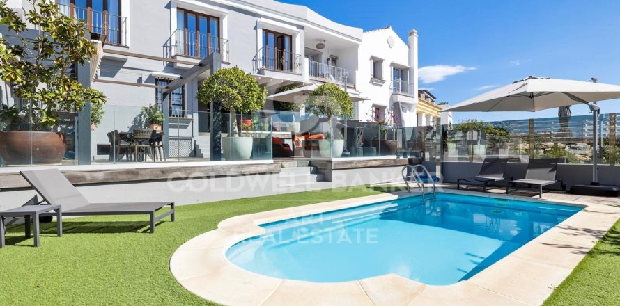 Kamienica w Benahavis, Malaga, Hiszpania 5 sypialni, 333 mkw. nr 158808